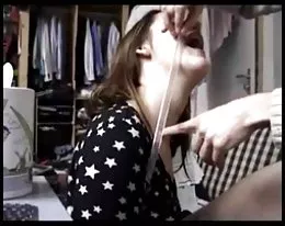 deepthroating nastolatki Oral ogromne kurek - KNEBLOWAĆ usta-