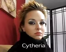 Cytheria ciąży i squirting