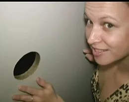 amatorskie kogut głodny w gloryhole
