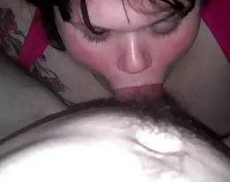 deepthroat królowa rzuca się po deepthroating mojej gruby kutas