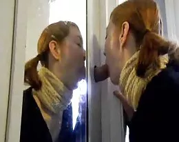 domowe gloryhole geje cum połknąć