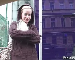 Cindy Dolar Oral w samochodzie