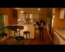Silvia saint follada en la cocina