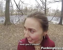 kurwa okulary - wiewiórka zapowiada gorący seks analny