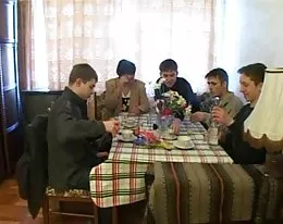 pięciu chłopców starsze kobiety