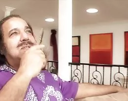 Ron jeremy kocha fuck ten sexy młoda Ciemnowłosa dziewczyna z dziarski cycki małe